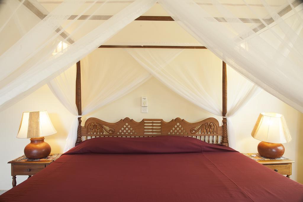 Crystal Bay Resort Watamu Exterior photo
