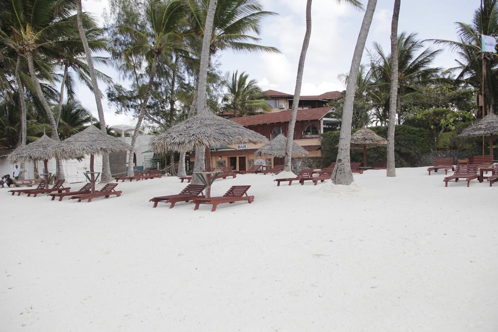 Crystal Bay Resort Watamu Exterior photo