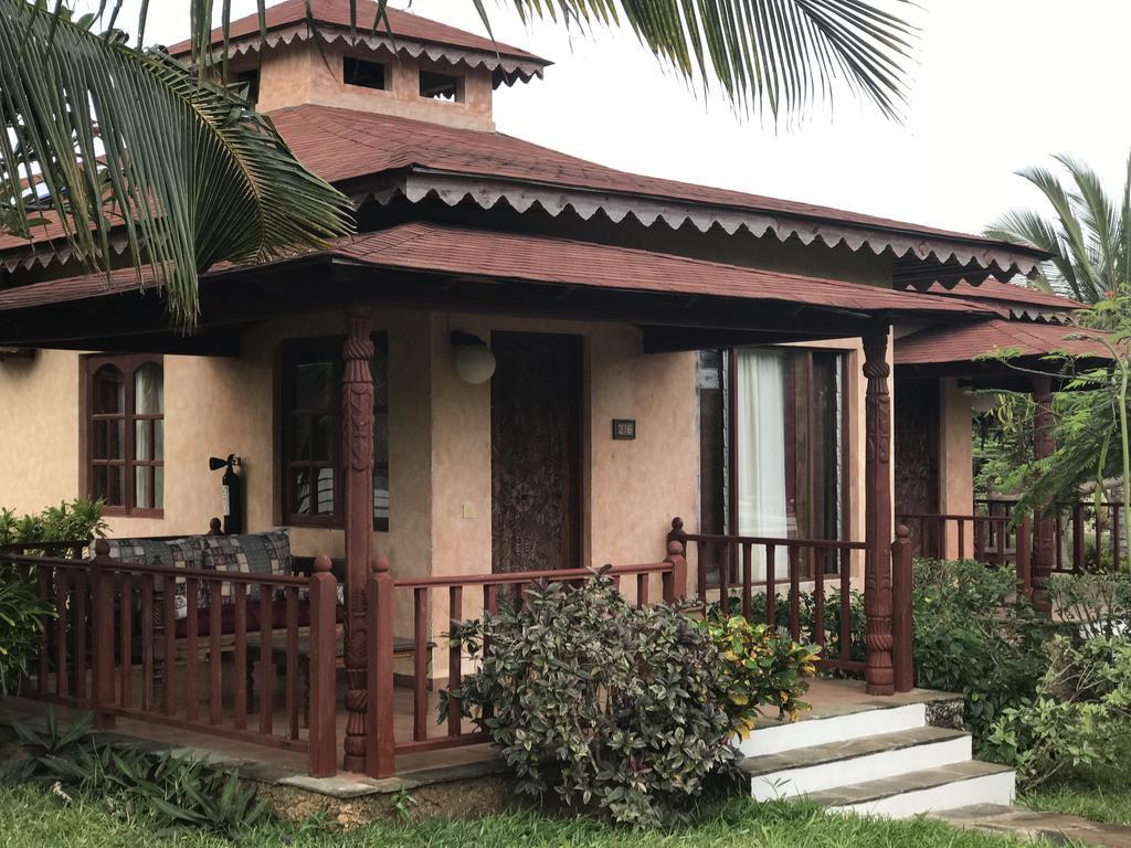 Crystal Bay Resort Watamu Room photo